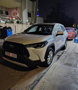 تۆیۆتا کۆرۆلا کرۆس